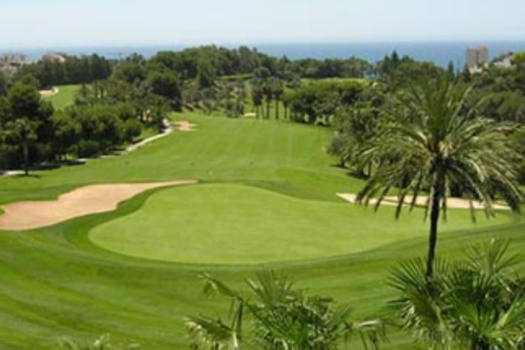Atico Con Piscina, Golf, Vistas Al Mar Apartment Torre de Benagalbon Exterior photo