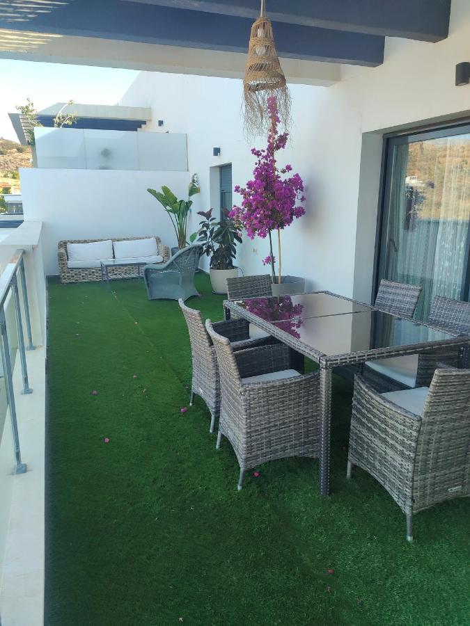 Atico Con Piscina, Golf, Vistas Al Mar Apartment Torre de Benagalbon Exterior photo